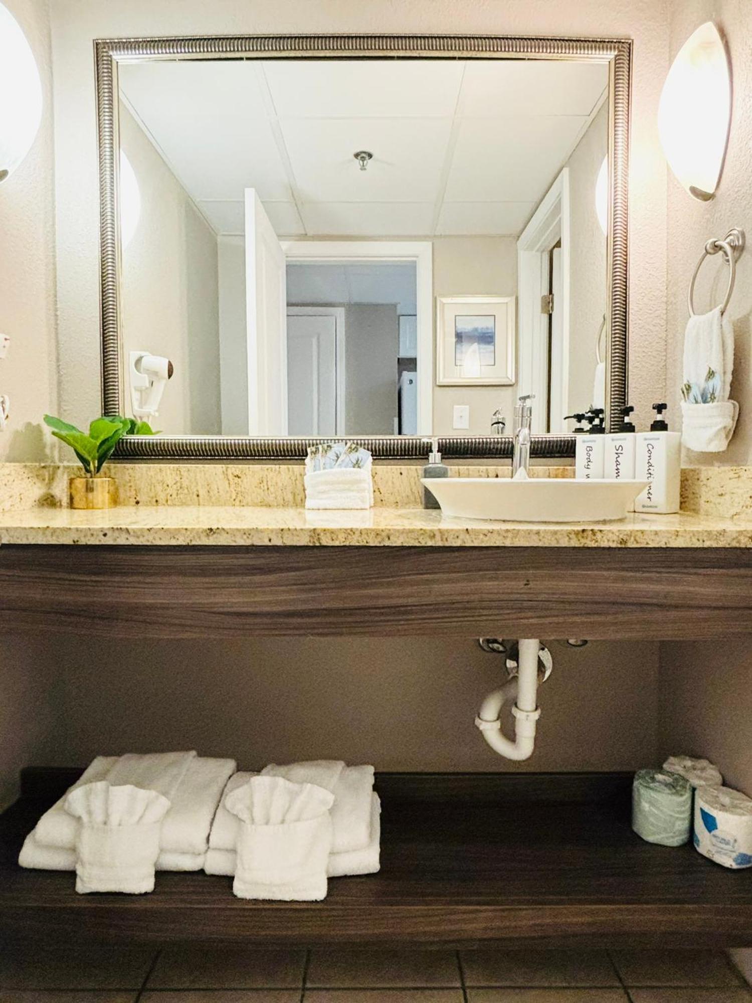 Azure Bliss Oceanfront Condo Sleeps 6 Myrtle Beach Exteriér fotografie